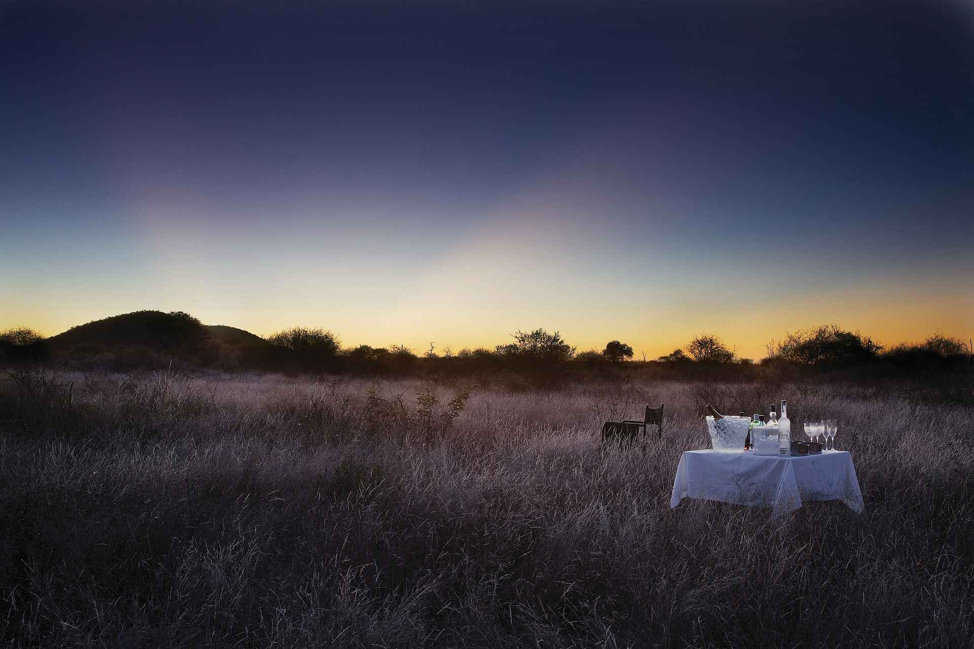 Afrika, Afrikarma Safaris, Afrikarma Safaris - Wildnis. Hautnah., Afrikarma.de, Madikwe Game Reserve, Molori Safari Lodge, Safari, Südafrika, Sundowner, Afrikarma