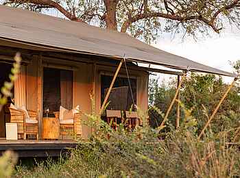 Nkasa Linyanti Camp: Blick auf die Veranda