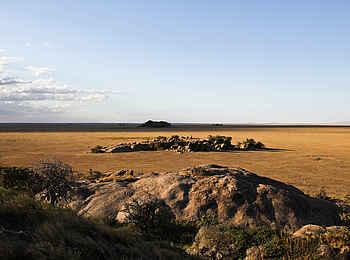 The Retreats at Namiri Plains Camp: Die Umgebung The Retreats at Namiri Plains Camp: Die Umgebung