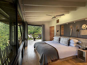 Marataba Mountain Lodge: Schlafzimmer mit Panorama Fenster Marataba Mountain Lodge: Schlafzimmer mit Panorama Fenster