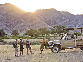 Hoanib Valley Camp: Game Drive