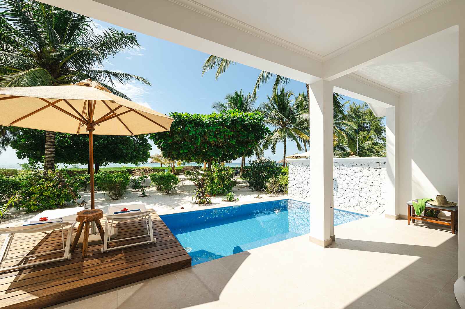 Kisiwa on the Beach: Blick auf den Pool Kisiwa on the Beach: Blick auf den Pool