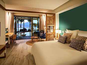 Victoria Beachcomber Resort and Spa: Executive Suite Bett Victoria Beachcomber Resort and Spa: Executive Suite Bett