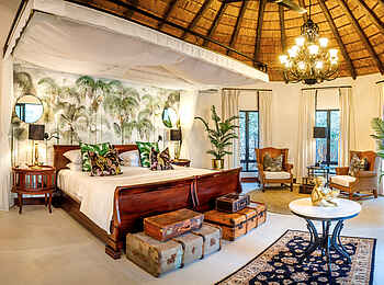 King's Camp: Das Schlafzimmer der Luxury Suite King's Camp: Das Schlafzimmer der Luxury Suite