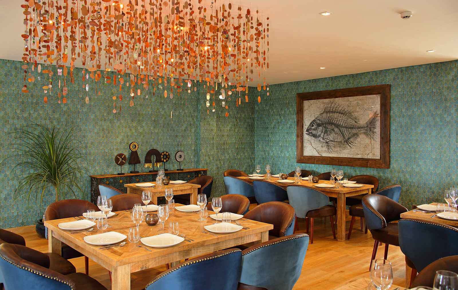 Latitude 0: The Other Side - Speiseraum Latitude 0: The Other Side - Speiseraum