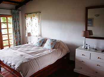 Luwawa Forest Lodge: Schlafzimmer in einem der Chalets Luwawa Forest Lodge: Schlafzimmer in einem der Chalets