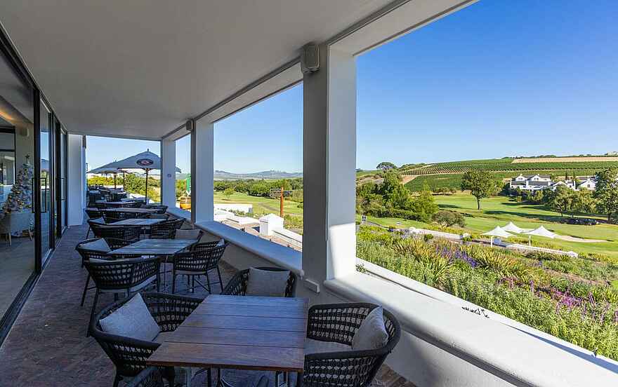 De Zalze Golf Club: Clubterrasse De Zalze Golf Club: Clubterrasse