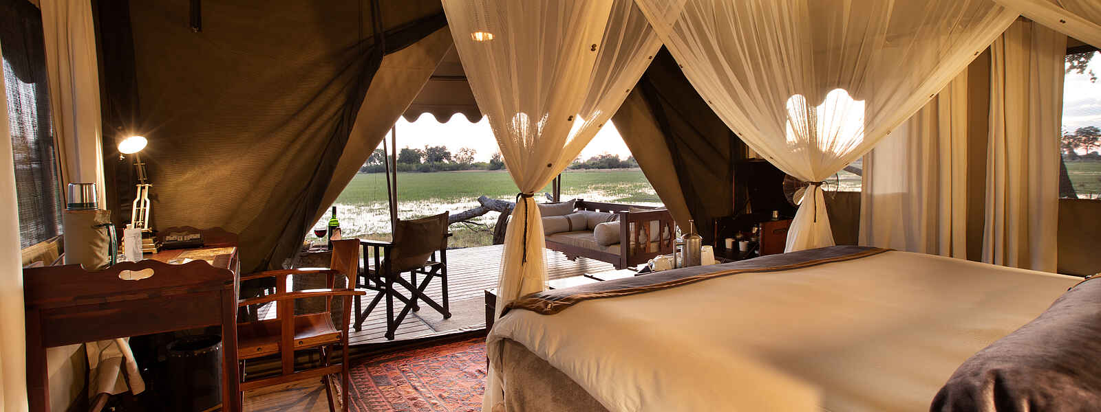 Duba Explorers Camp: Blick ins Schlafzimmer Duba Explorers Camp: Blick ins Schlafzimmer