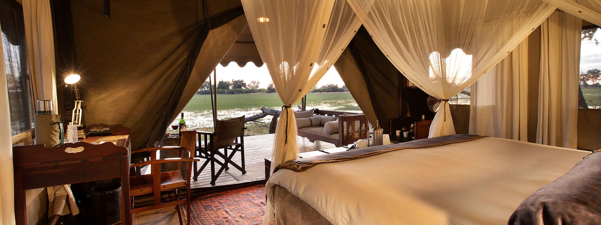 Duba Explorers Camp: Blick ins Schlafzimmer Duba Explorers Camp: Blick ins Schlafzimmer