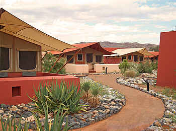 Sossusvlei Lodge: Integration in die Umgebung