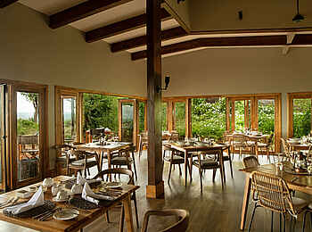 Lemala Mpingo Ridge Lodge: Restaurant Lemala Mpingo Ridge Lodge: Restaurant