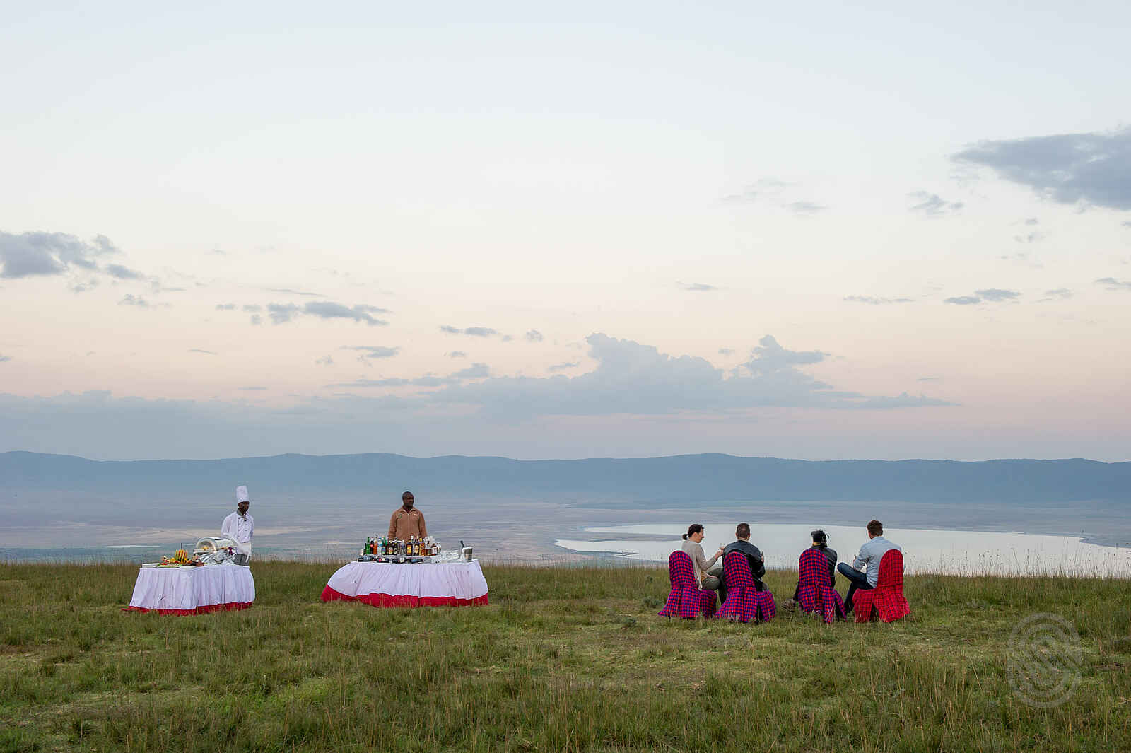 Ngorongoro Serena Safari Lodge: Sundowner Ngorongoro Serena Safari Lodge: Sundowner
