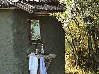Ol Pejeta Bush Camp: Waschbecken im Freien Ol Pejeta Bush Camp: Waschbecken im Freien
