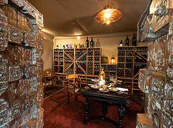 Zarafa Camp: Im Weinkeller