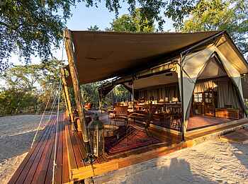 Selinda Explorers Camp: Main Area