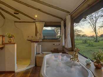 Sirikoi: Badezimmer im Luxuszelt