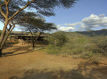 Koros Camp: Zufahrt zum Camp