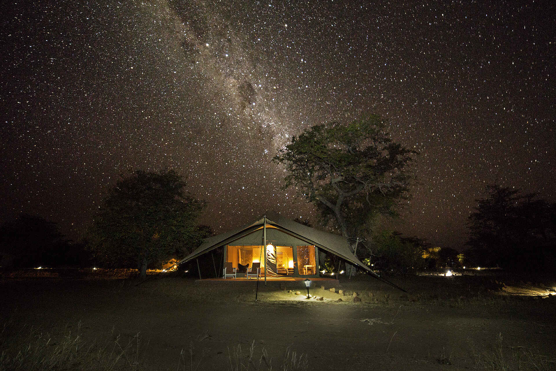 Malansrus Tented Camp: Zeltcamp bei Nacht Malansrus Tented Camp: Zeltcamp bei Nacht