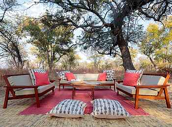 Nkonzi Bush Camp: Bush Lounge Nkonzi Bush Camp: Bush Lounge