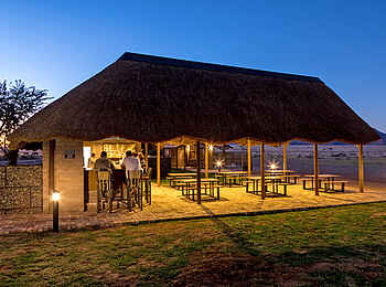 Desert Camp: Die Bar Desert Camp: Die Bar