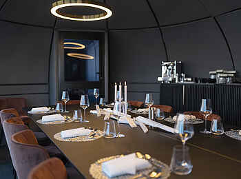 Echo Base Camp: Dinner