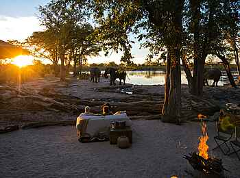 Elephant Pan Camp: Blick von der Boma aus Elephant Pan Camp: Blick von der Boma aus