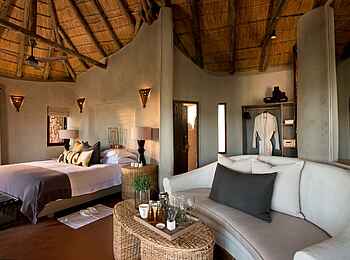 Madikwe Safari Lodge Kopano: Kopano Suite Bett