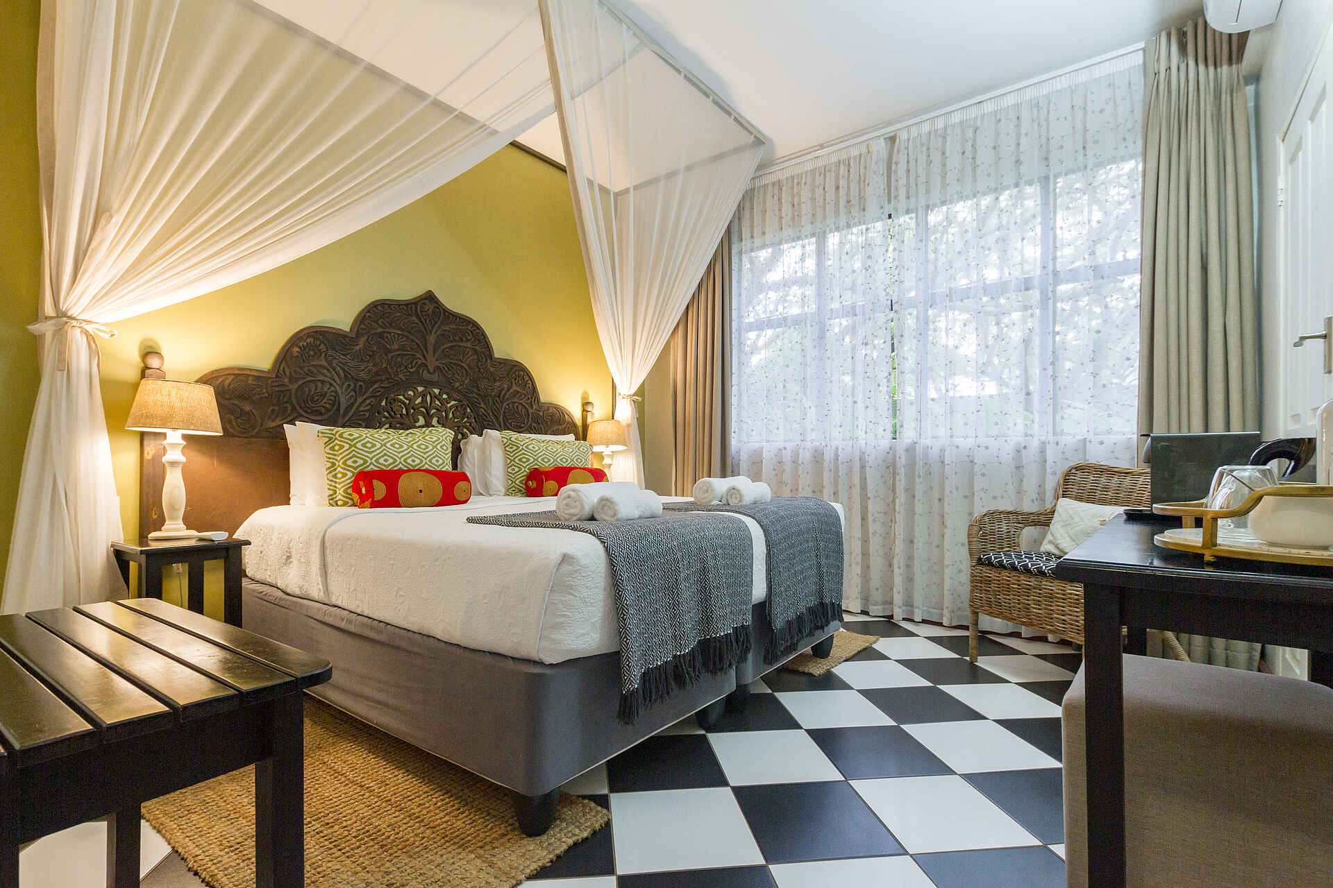 528 Victoria Falls Guesthouse: Ein Deluxe Zimmer mit Fliesen im Schachbrettmuster 528 Victoria Falls Guesthouse: Ein Deluxe Zimmer mit Fliesen im Schachbrettmuster