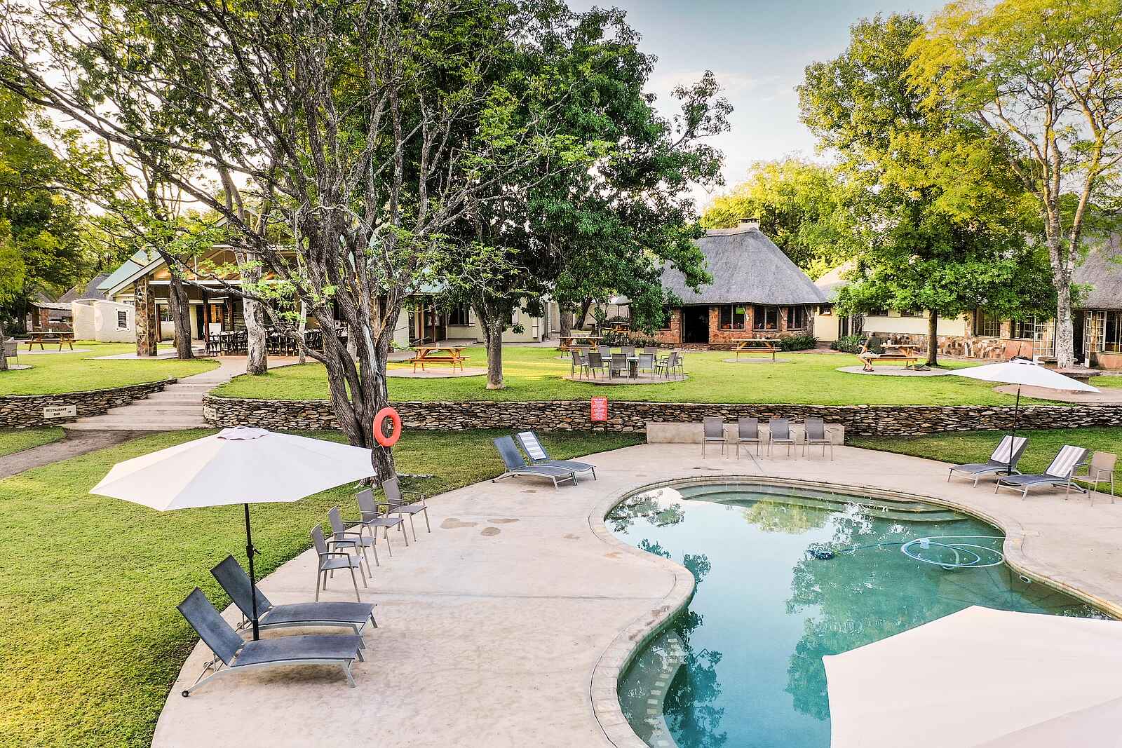 Robins Camp: Swimmingpool Robins Camp: Swimmingpool