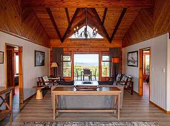 Kariega Main Lodge: Im Wohnbereich Kariega Main Lodge: Im Wohnbereich