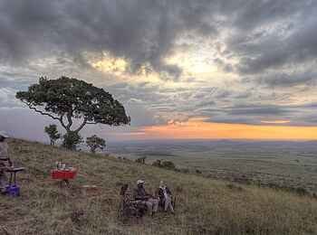 Klein's Camp: Sundowner im Busch