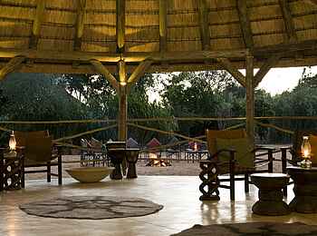 Okonjima Plains Camp: Abendstimmung Okonjima Plains Camp: Abendstimmung