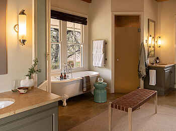 Samara Karoo Lodge: Karoo Suite Bad
