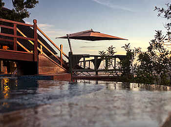 Soroi Serengeti Lodge: Zugang zum Pool Soroi Serengeti Lodge: Zugang zum Pool