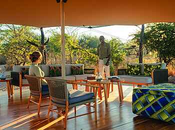 Usangu Expedition Camp: Terrasse Usangu Expedition Camp: Terrasse