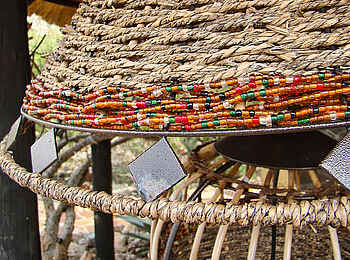 Vingerklip Lodge: Kunstvoll gefertigter Lampenschirm