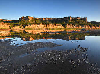 Chilo Ivory Trail Adventure: Nachmittagslicht auf den Cliffs