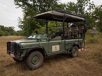 Hwange Bush Camp: Geländefahrzeug