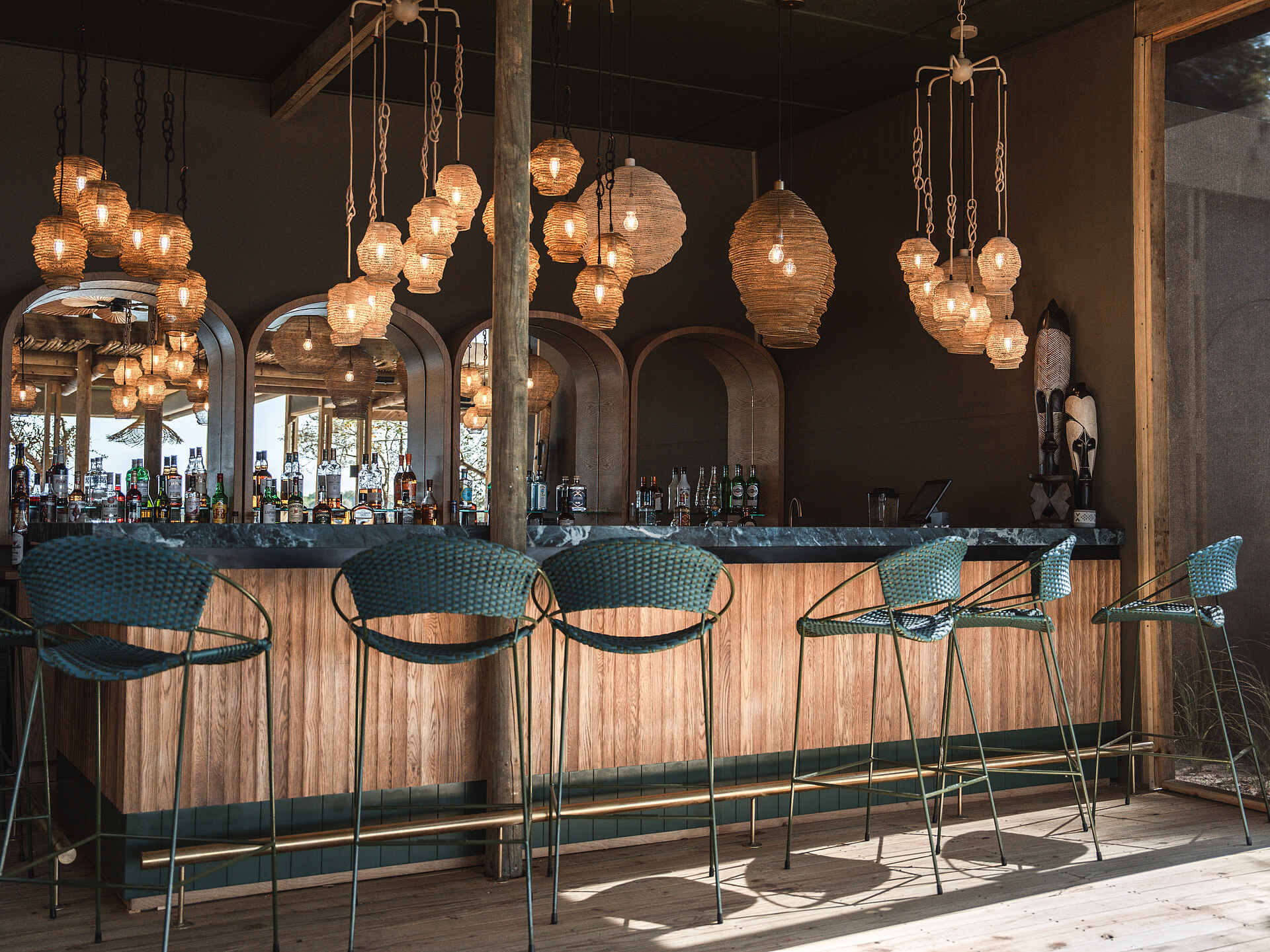 Victoria Falls River Lodge - Malachite Luxury Tented Suites: Die Bar