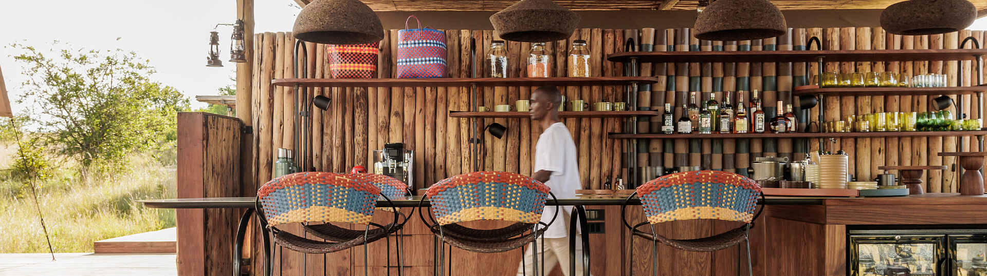 Die Bar im Singita Mara River Tented Camp