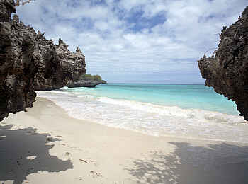 The Manta Resort: Felsen am Strand The Manta Resort: Felsen am Strand