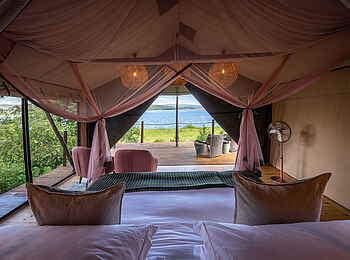 Magashi Camp: Blick vom Bett Richtung Veranda