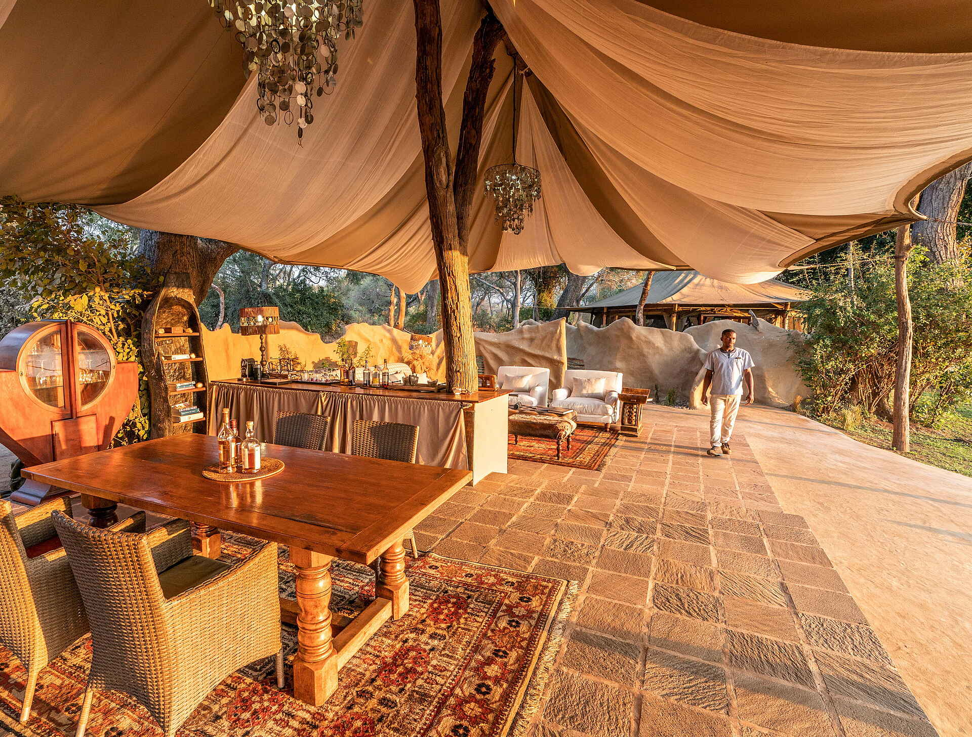 Afrikarma, Afrikarma Safaris, Afrikarma Safaris. Wildnis. Hautnah., afrikarma.de, Chongwe, Chongwe Suites, Gästeunterkünfte, Lower Zambezi, Time + Tide, Time + Tide Africa, Time + Tide Chongwe Suites, Zentrale Einrichtung