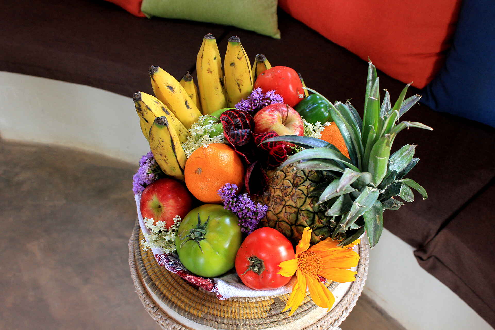 Bwindi Impenetrable Forest, Chameleon Hills Lodge, Gorilla tracking, Lake Mutanda, Essen, Afrikarma, Afrikarma Safaris, Afrikarma Safaris - Wildnis. Hautnah., Afrikarma.de