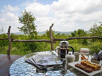 Madikwe Safari Lodge Dithaba: Die Veranda mit Blick ins Grüne