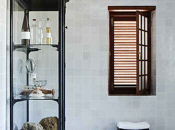 Babylonstoren: Badezimmer mit Badeutensilien