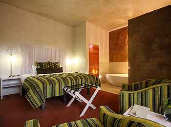 African Rock Hotels: In einem Gästezimmer