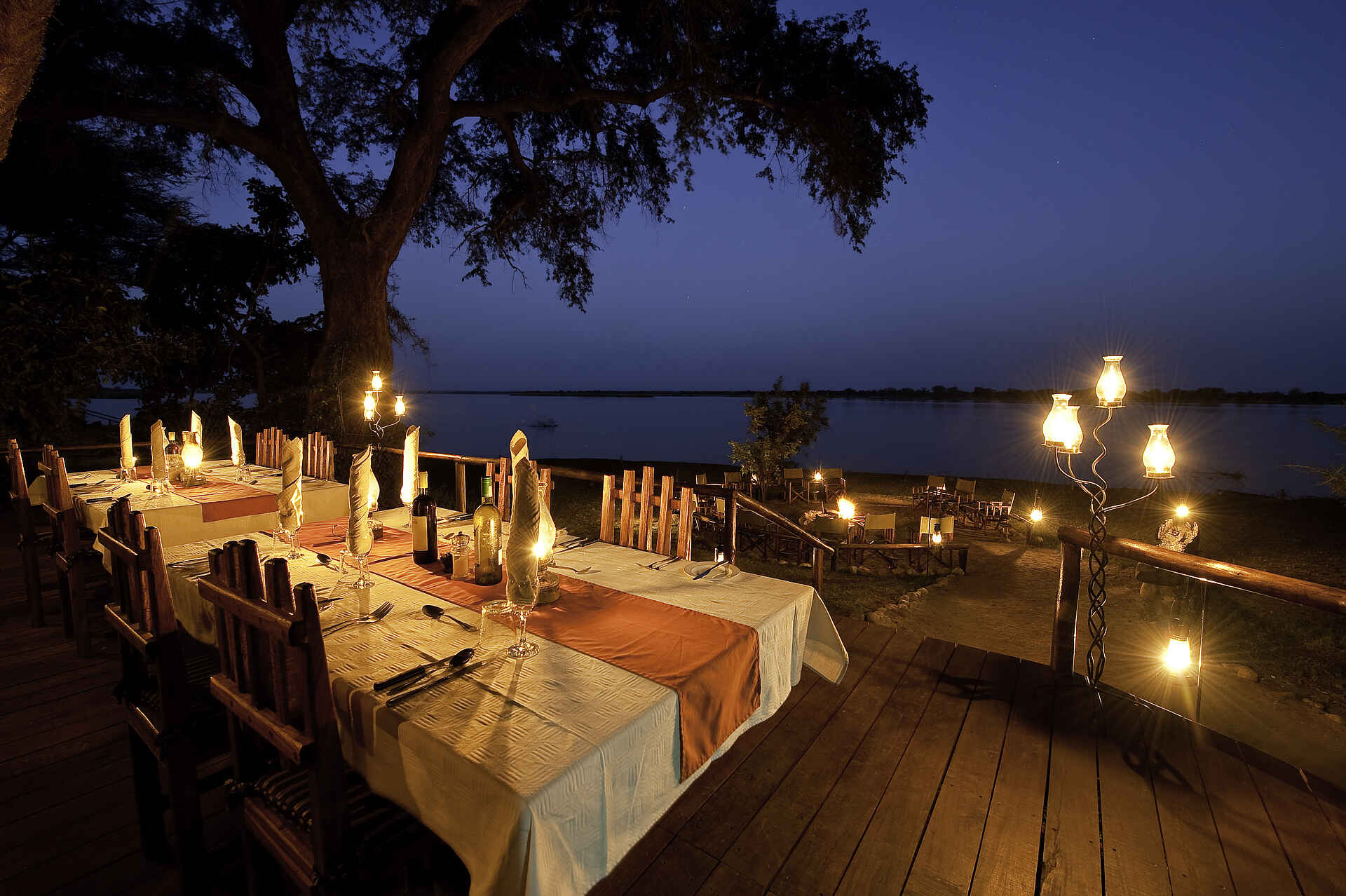 Chiawa Camp, Kanusafari, Lower Zambezi National Park, Sambesi, Sandbank, Walking Safari, Zambezi, Dinner, Flussufer, Laternen, Unteres Sambesi-Tal