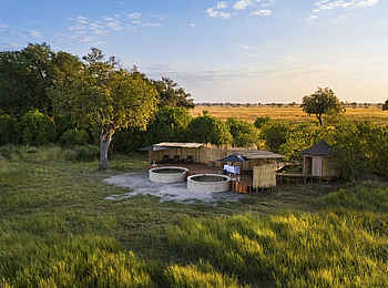 Monachira Camp: Blick auf den Pool Monachira Camp: Blick auf den Pool