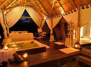 Royal Zambezi Lodge: Spa mit Plunge Pool
